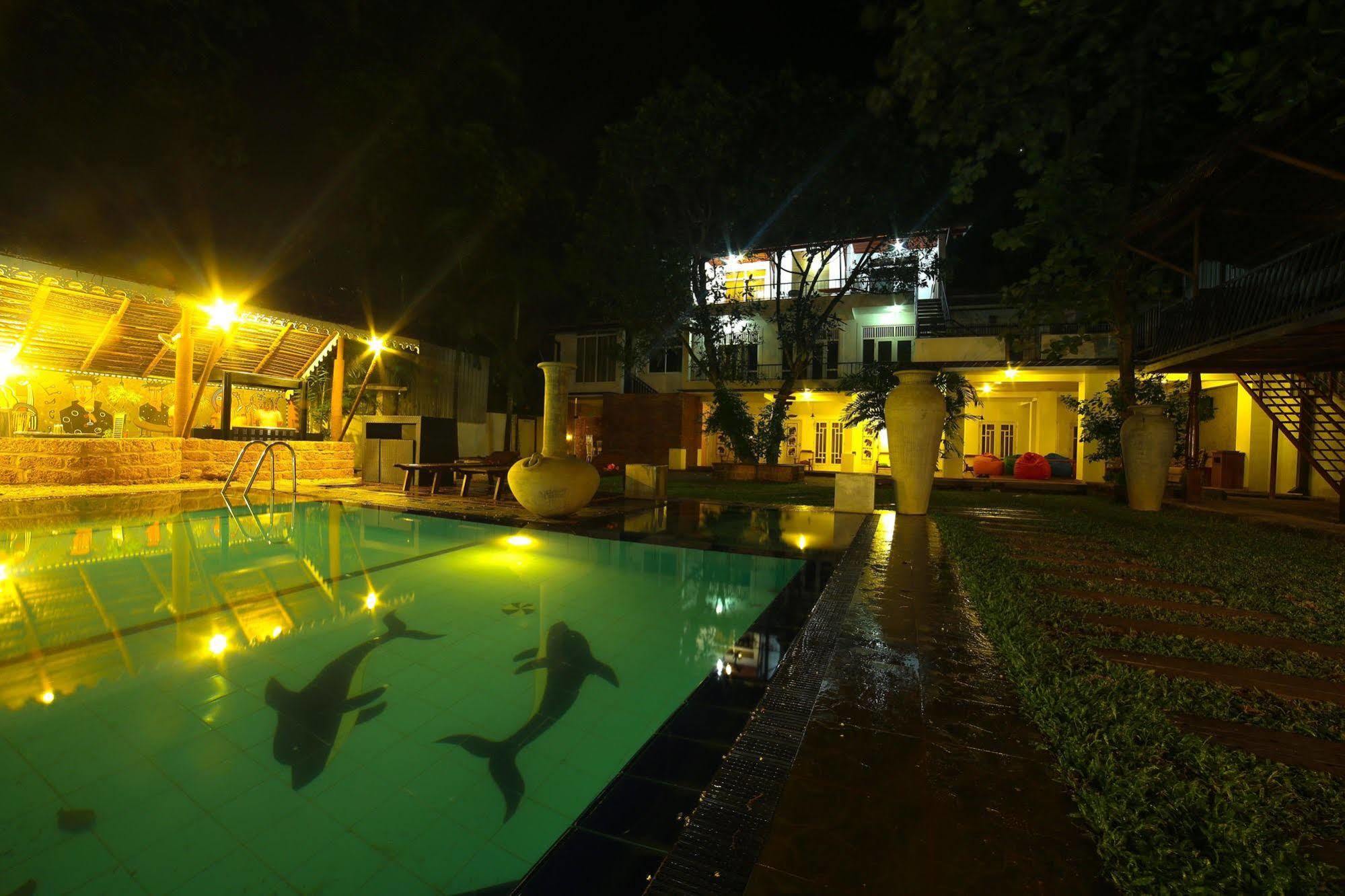 Hostel City Hub Colombo Airport Katunayaka Extérieur photo